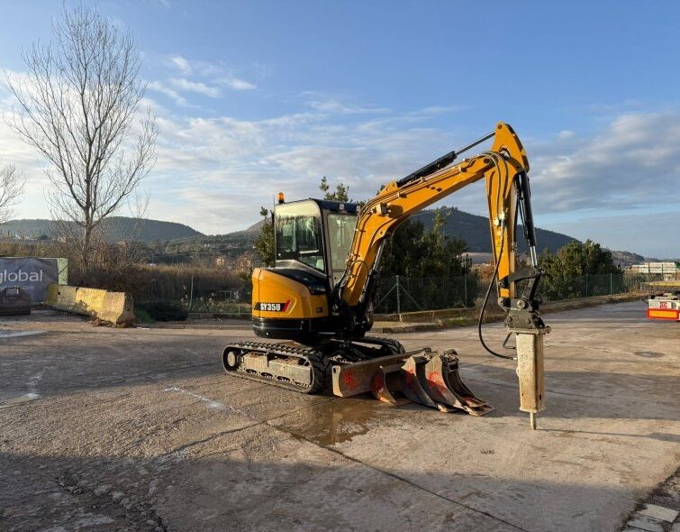 SANY  SANY SY35U ***EQUIP COMPLET--A/C***